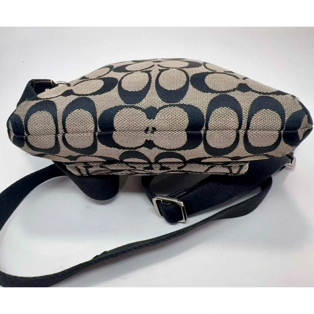 Coach Signature C Canvas Turnlock Flap Crossbody Bag Black Gray Jacquard Y2K
